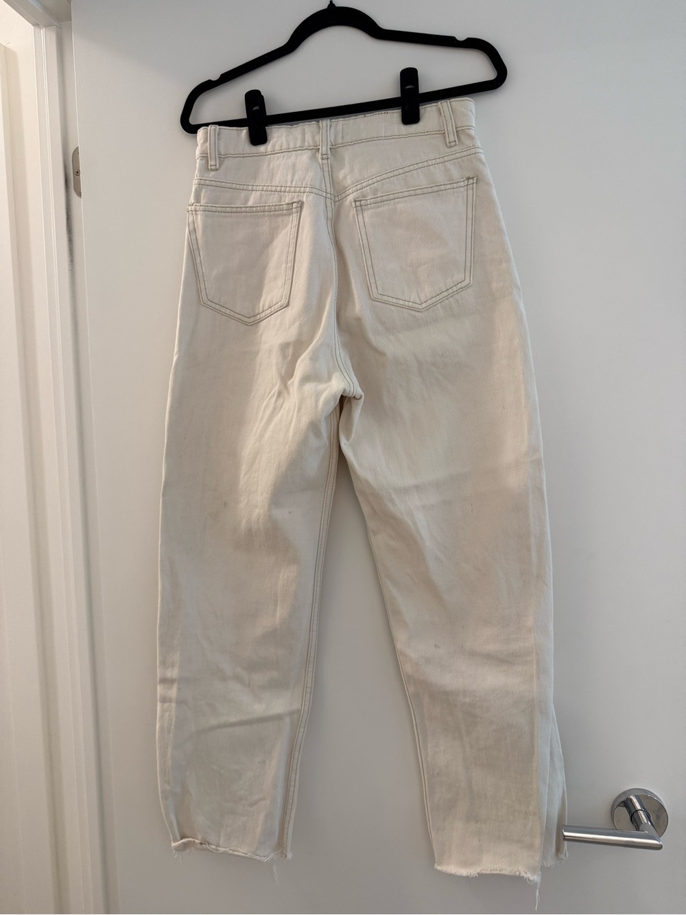 ZARA Women's Light Cream Jeans - Everyday Straight Cut - Picture 2 of 3